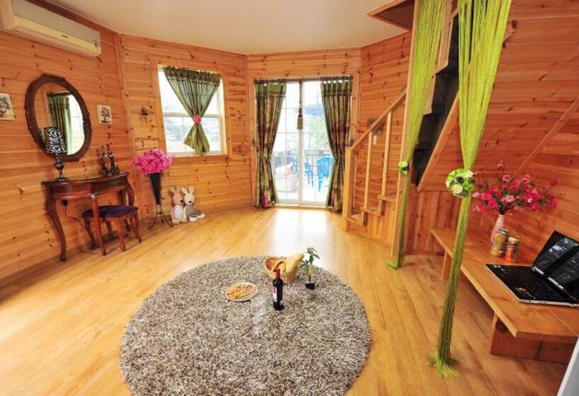 Gyeongju Ocean Tour Pension