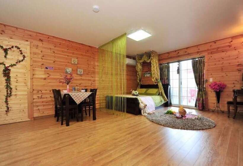 Gyeongju Ocean Tour Pension