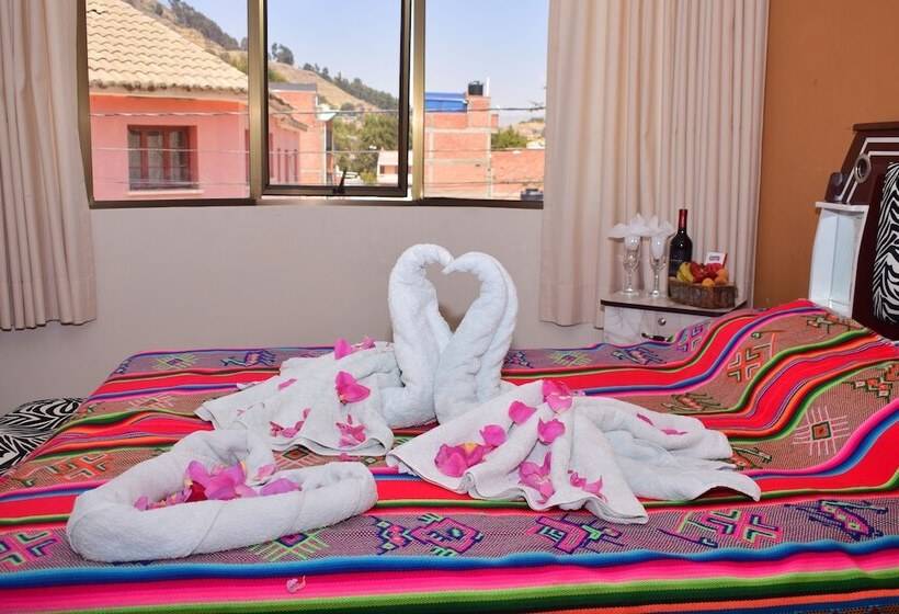 مسافرخانه Skylake