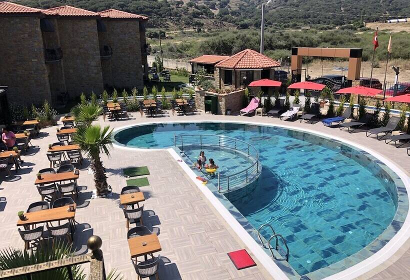 هتل Agios