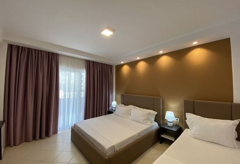 هتل Atrium Deluxe Resort