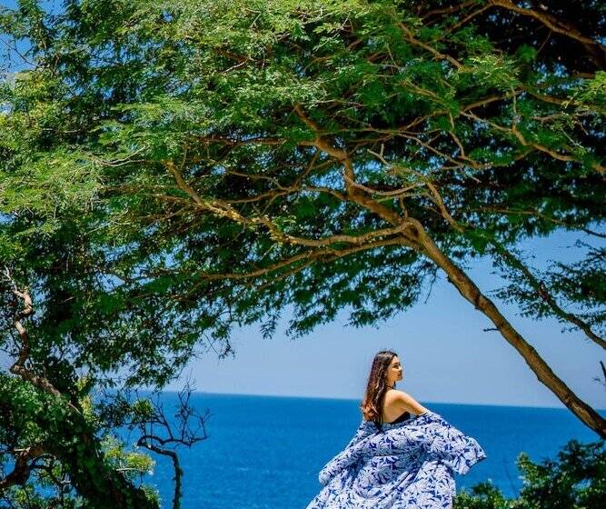 ホテル Bali Cliff Glamping