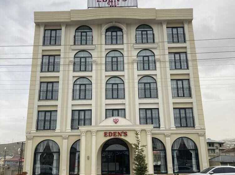 فندق Eden's