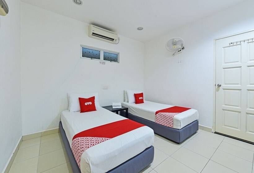 فندق Eleven Inn By Oyo