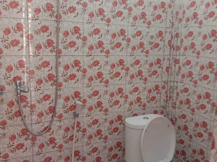 هتل Express O 91722 Home Stay Dan Sewa Mobil Jhon S Family