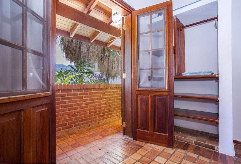 ホテル Residencial Santa Lucia