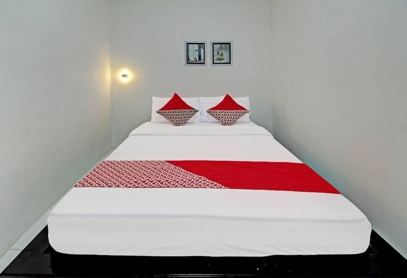 ホテル Sirih Gading Family Guest House By Oyo