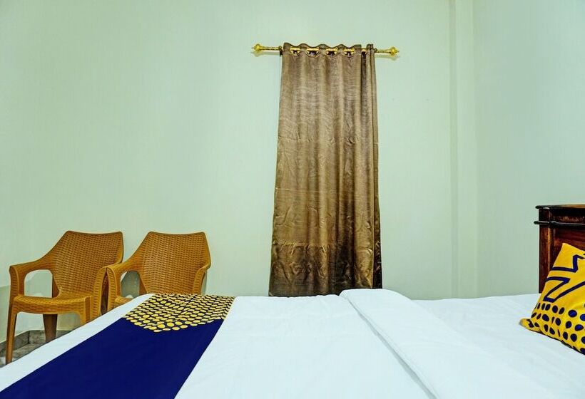 בית מלון כפרי Spot On 92392 Penginapan Vinccent22 Syariah