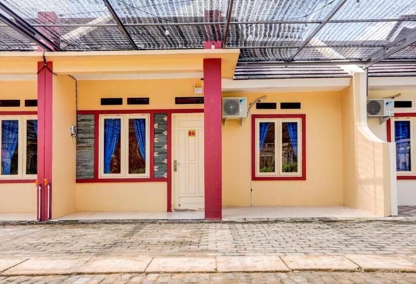 هتل Spot On 92523 Homestay Pasir Padi Permai Syariah