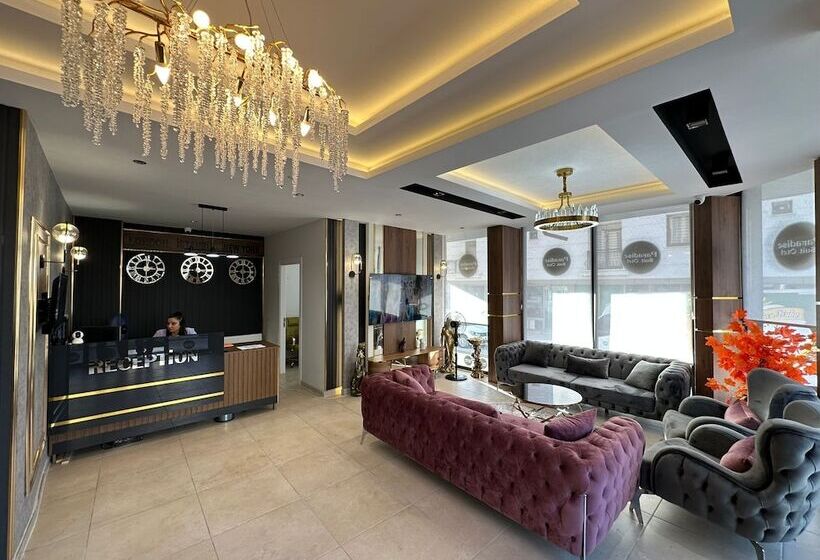 Paradise Suit Otel