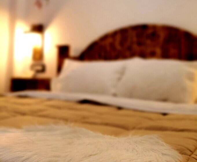 پانسیون Clockwise Gjirokaster