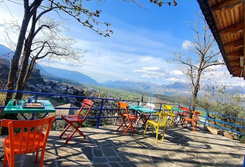 پانسیون Clockwise Gjirokaster