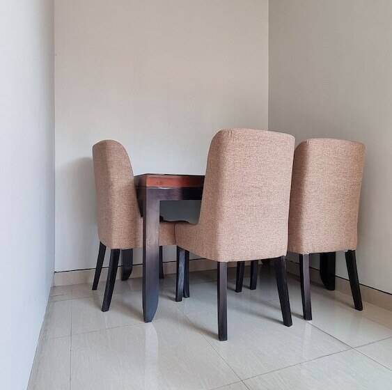 پانسیون Oemah Wisata Ringinsari