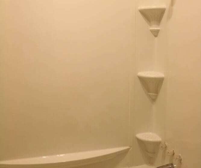 هتل Castlewood Inn