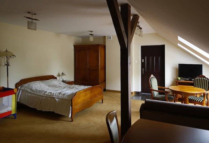 בית מלון כפרי Dwor Droblin