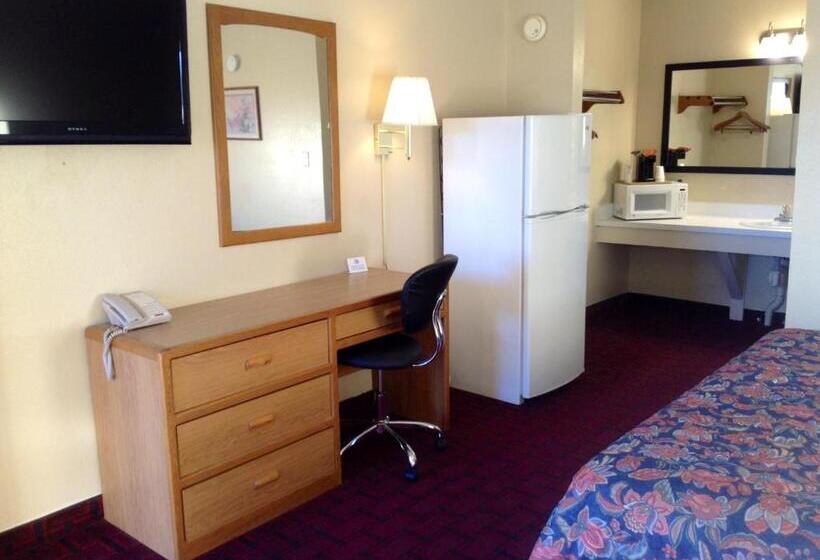 هتل Economy Inn Mccook