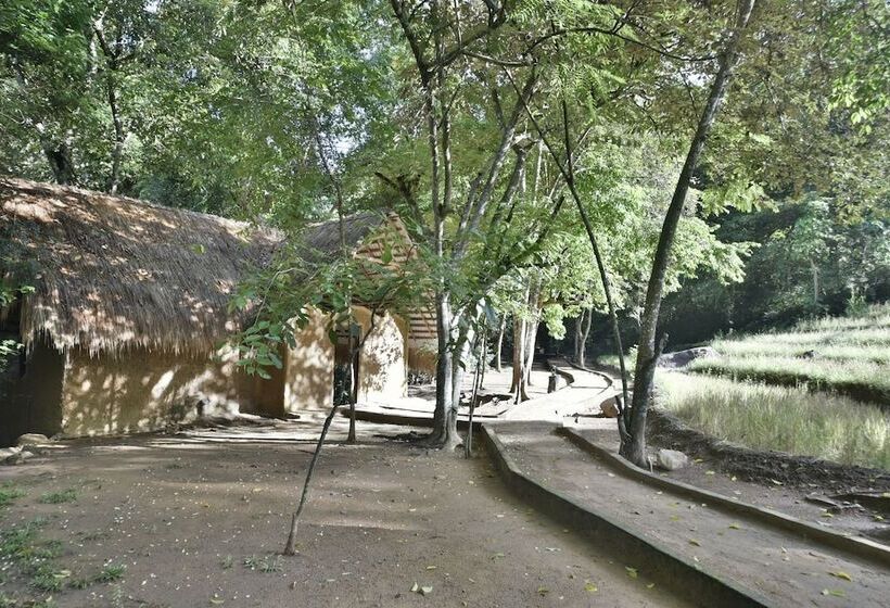 בית מלון כפרי Ella Jungle Resort