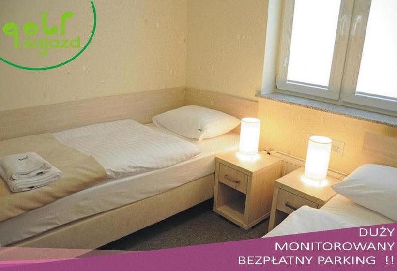 בית מלון כפרי Golf Zajazd Zajączkowo