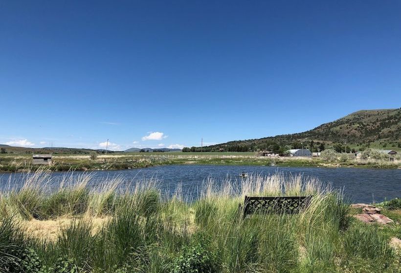 호텔 Hunter S Hot Springs