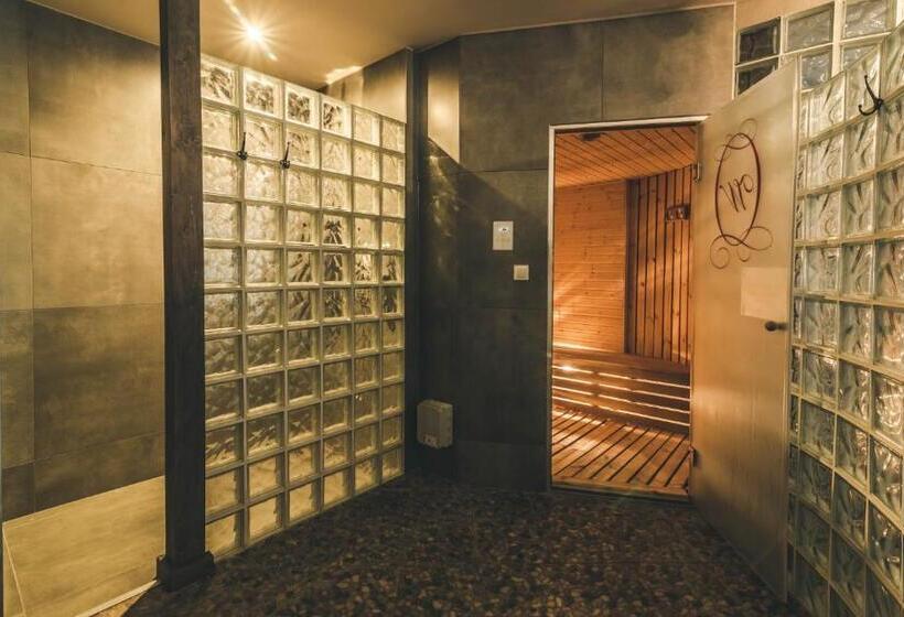 فندق Medical Wellness & Spa Werona