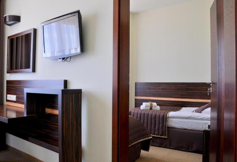 בית מלון כפרי Nad Wigrami