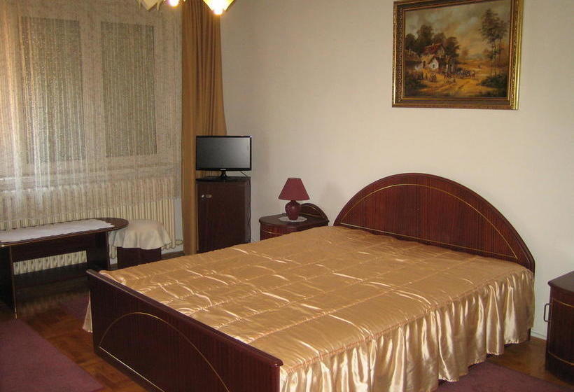 酒店 Napsugár Panzió