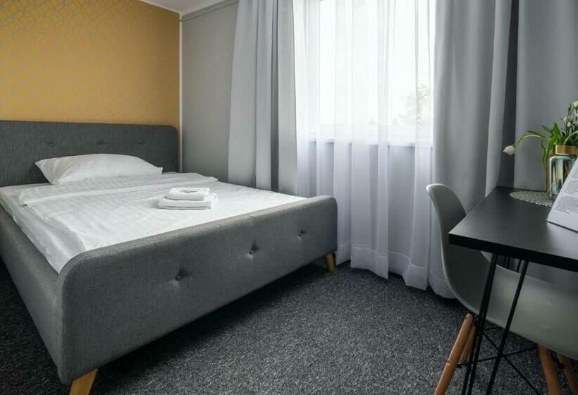 هتل Noclegi Stop And Sleep Zgorzelec