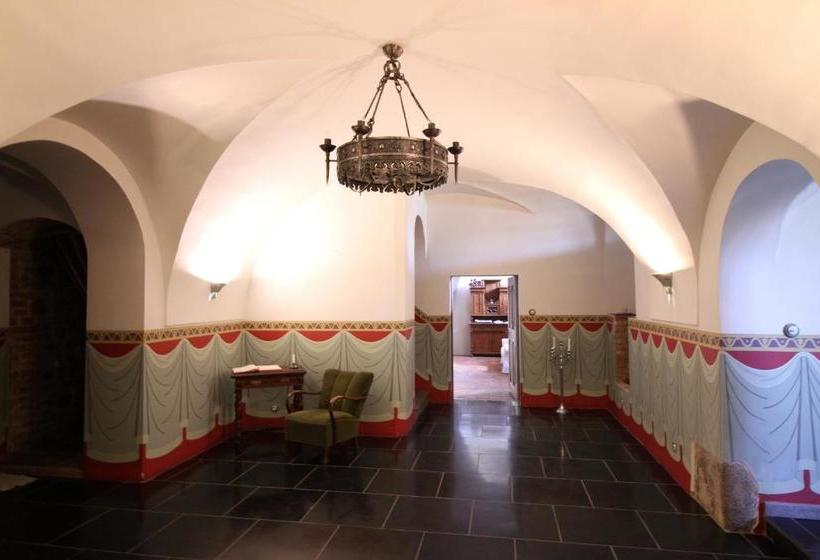 فندق Pałac Nakomiady