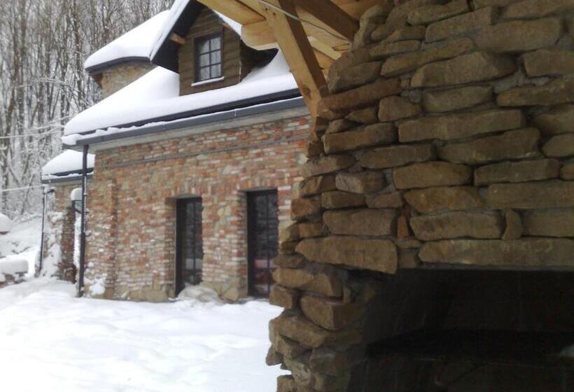 Отель Podzamcze