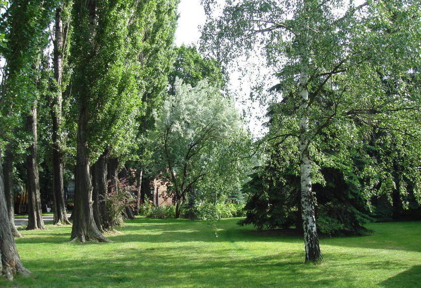 Róza Hotel és Apartmanház