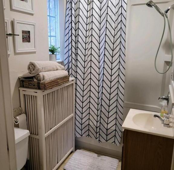 مبيت وإفطار The Brower House