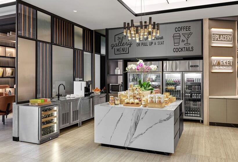 هتل Hyatt Place Makassar