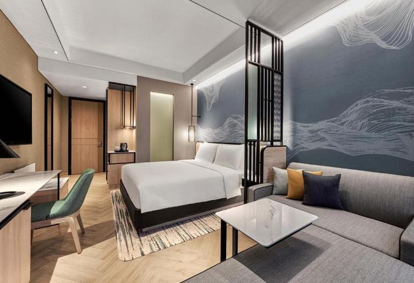 هتل Hyatt Place Makassar