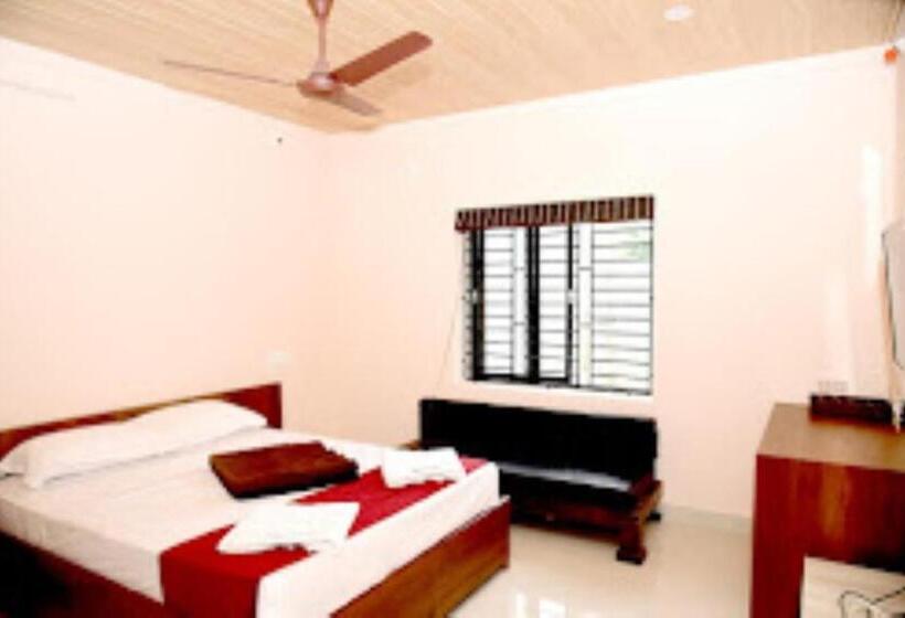 酒店 Lighthouse Beach Resort, Padu