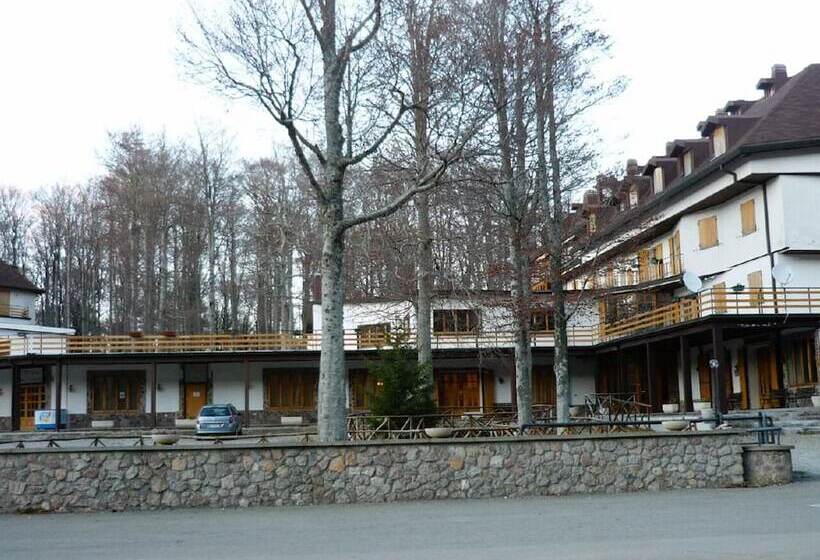فندق Parco Dei Faggi   Monte Amiata