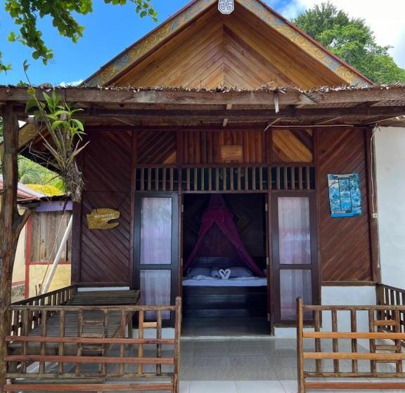 پانسیون Dolphin Homestay