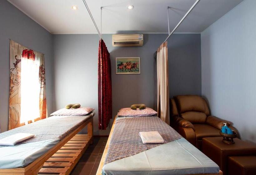 호텔 Hacienda Resort   Mae Phim