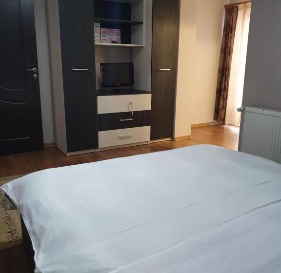 پانسیون Casa Laurentiu