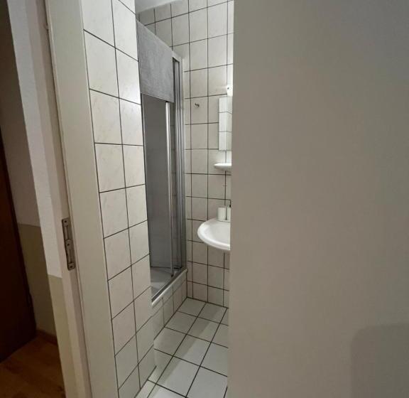 فندق Einzelzimmer Mit Bad 14