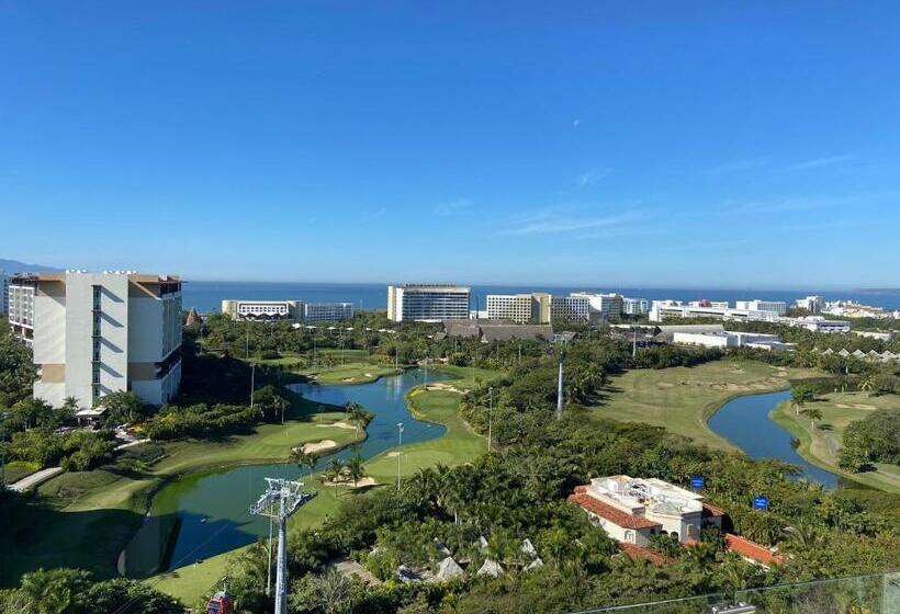 فندق Grand Luxxe With Free Golf