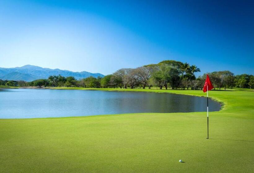 فندق Grand Luxxe With Free Golf