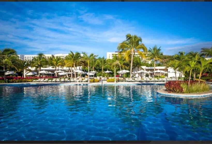 فندق Grand Luxxe With Free Golf