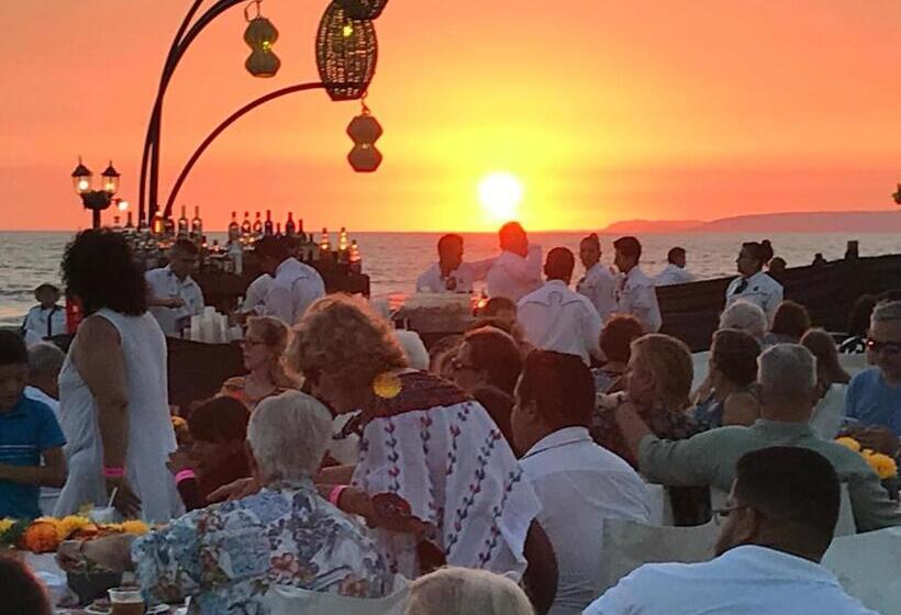 فندق Grand Luxxe With Free Golf