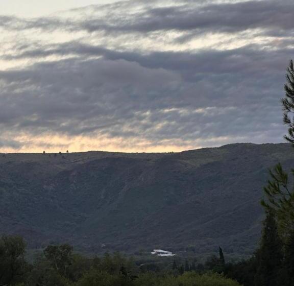 هتل La Jacinta Posada Suites