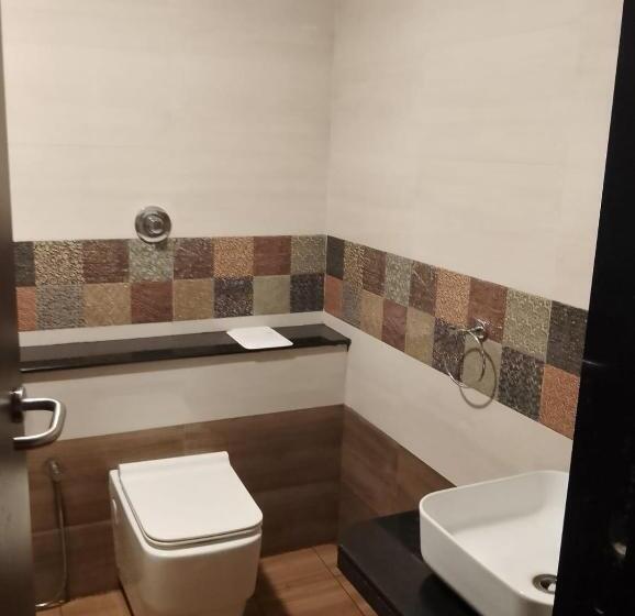 酒店 Samudyatha Inn And Suites