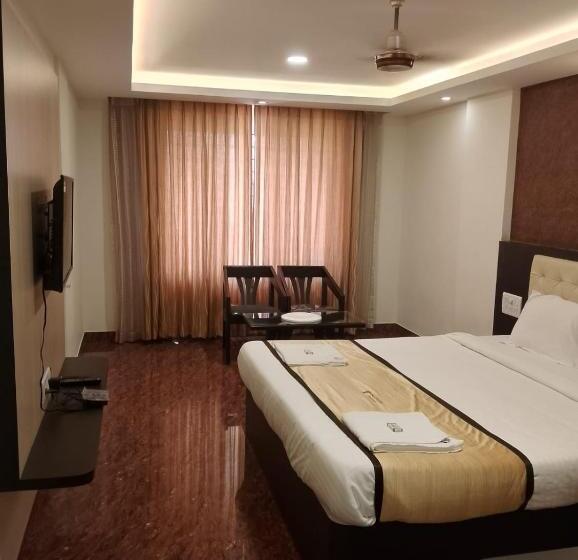 酒店 Samudyatha Inn And Suites