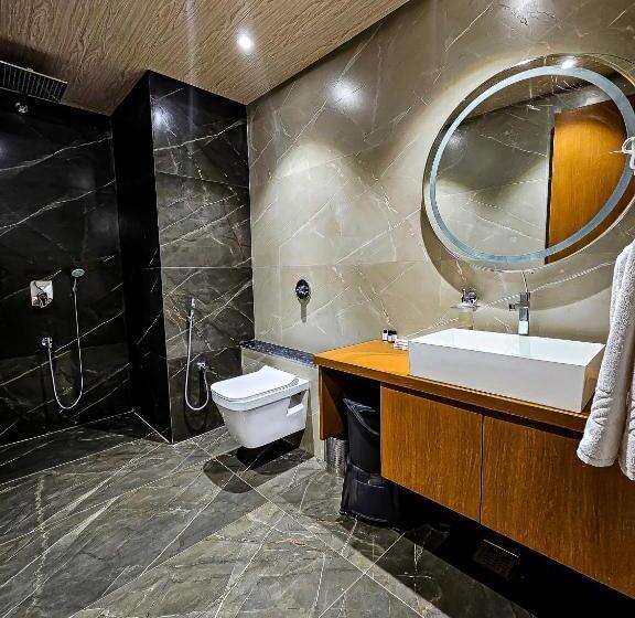 Hotel The S Crown Somnath