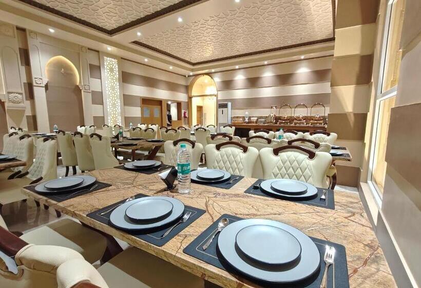 Hotel The S Crown Somnath