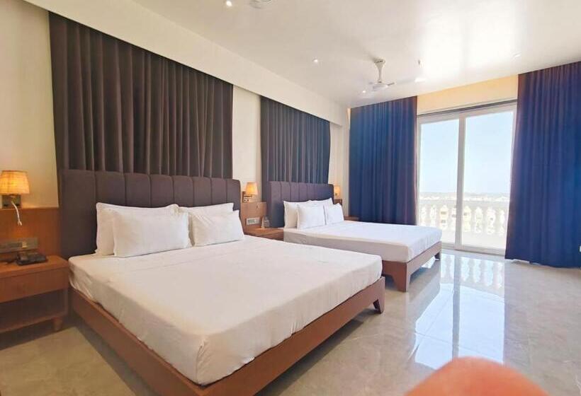 Hotel The S Crown Somnath
