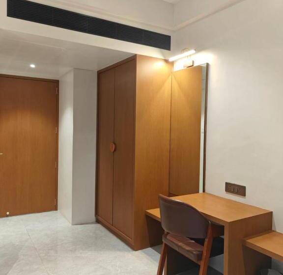 Hotel The S Crown Somnath